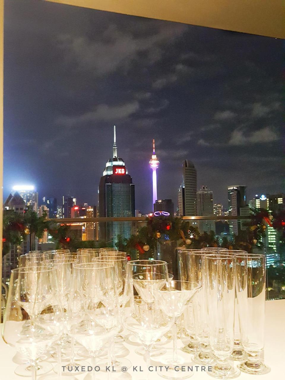 מלון קואלה לומפור Tuxedo Kl No.1 Rooftop Pool W Skyscraper Views מראה חיצוני תמונה